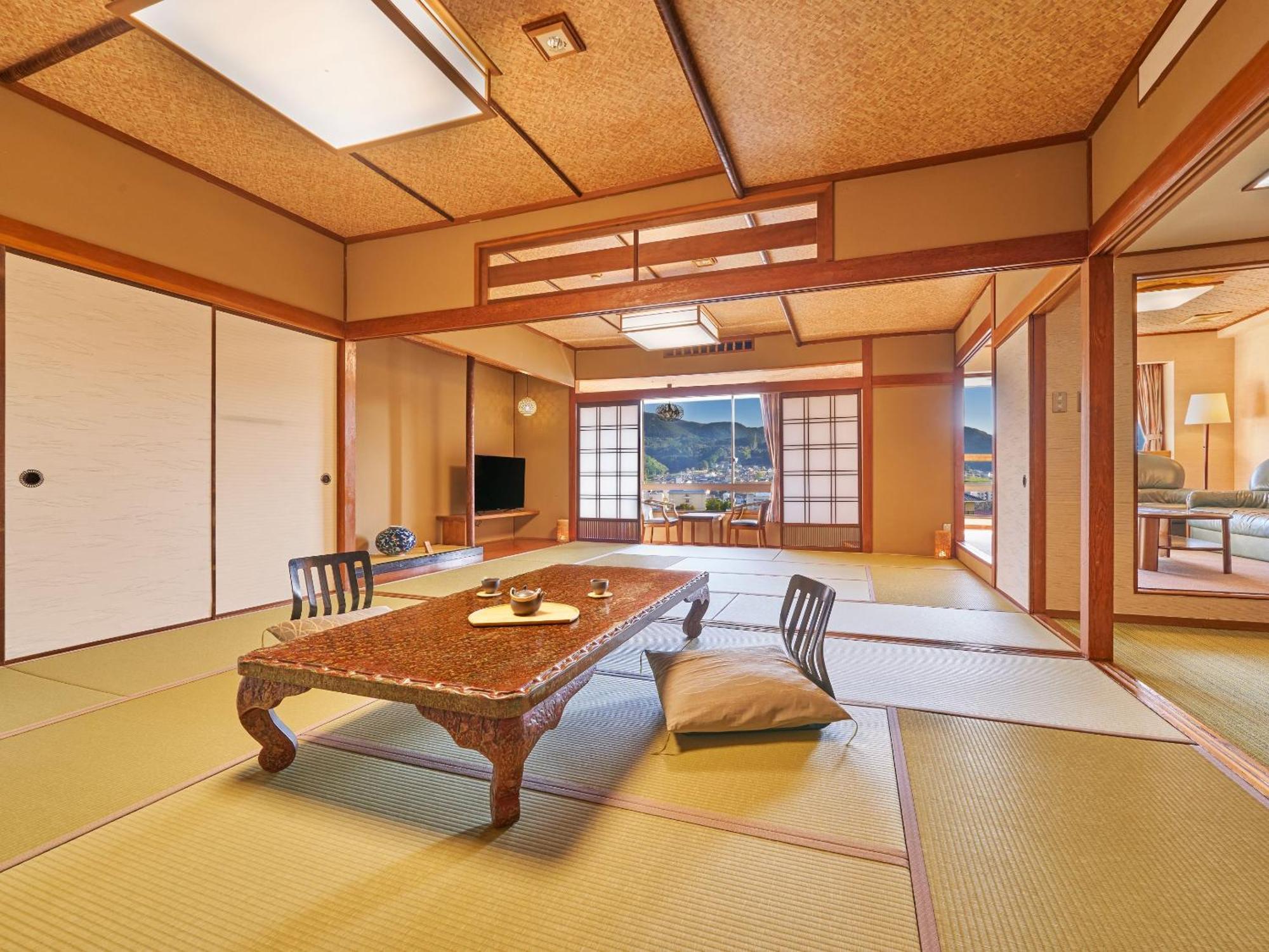Ooedo Onsen Monogatari Ureshinokan Pokoj fotografie
